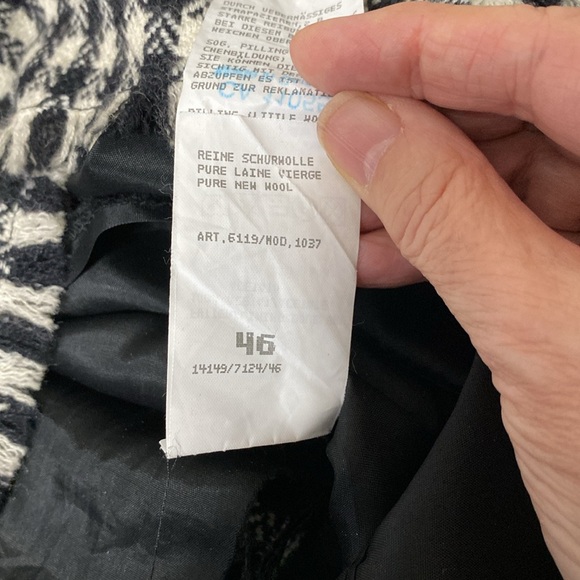 Vintage 90’s black/white Houndstooth 100% pure wool! Frey hem. Size 16 - Picture 9 of 17